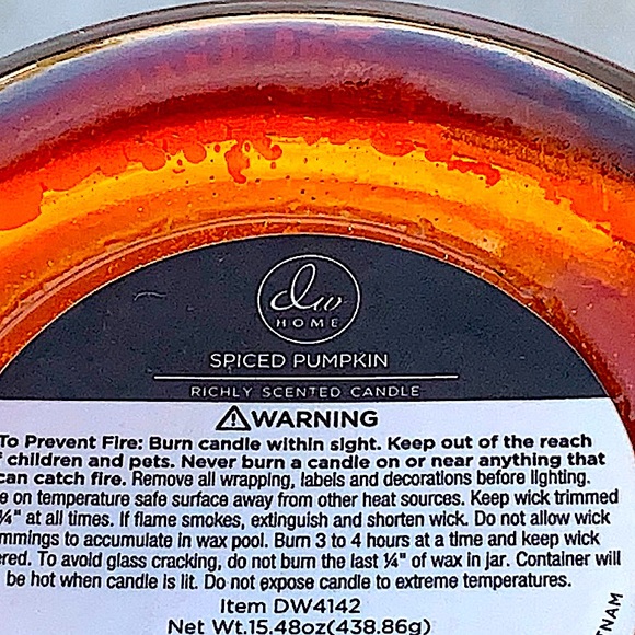DW HOME SPICED PUMPKIN CANDLE RICHLY SCENTED - Picture 3 of 3